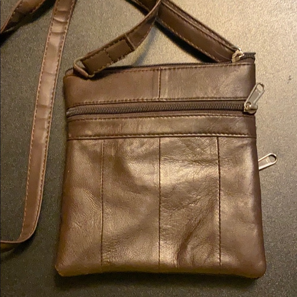 Crossbody - Picture 2 of 3